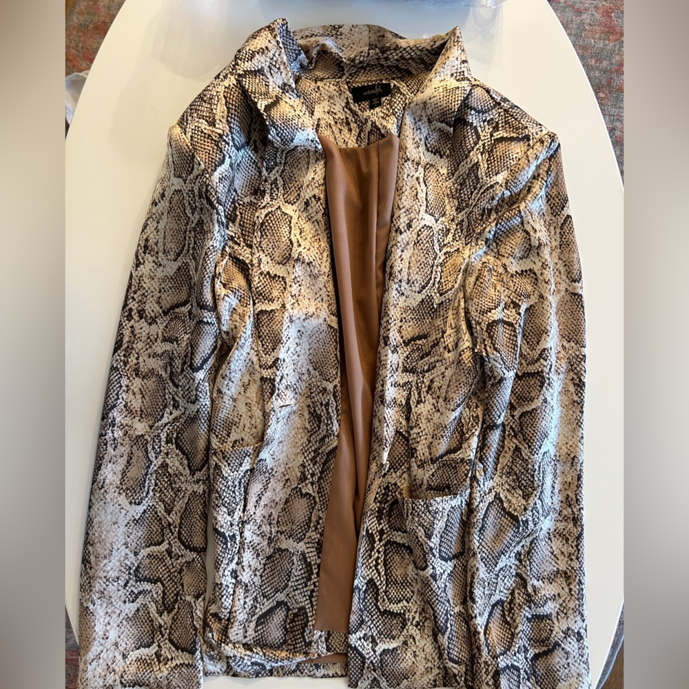 Oversized faux animal print blazer